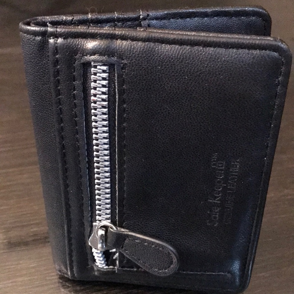 Safe Keeper black leather wallet